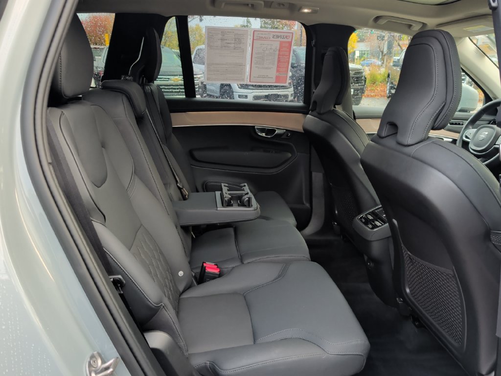 Used 2026 Volvo XC90 B6 Plus AWD/4WD image 35