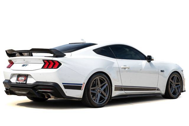 Used 2024 Ford Mustang GT Premium RWD image 4