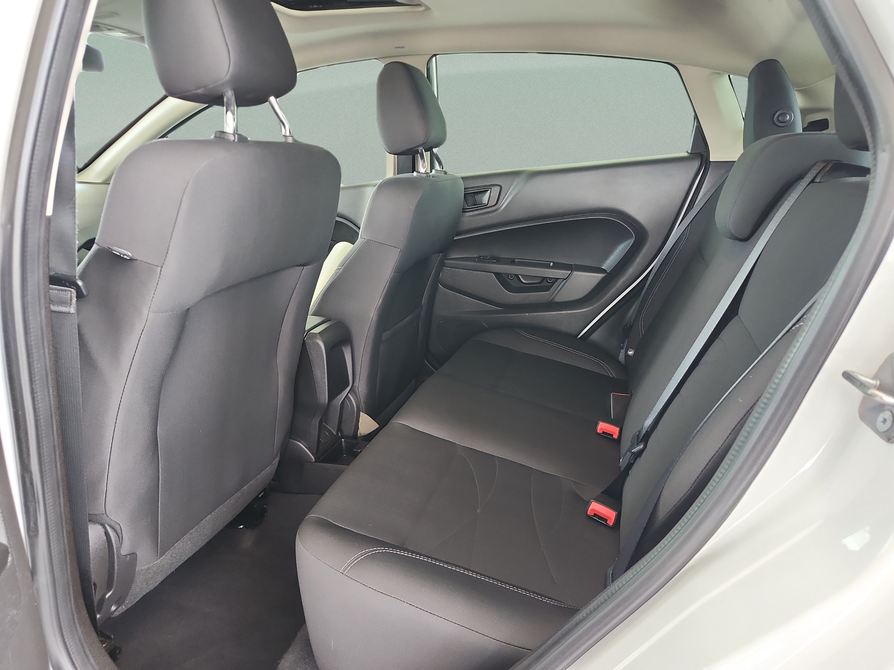 Certified 2019 Ford Fiesta SE FWD image 15
