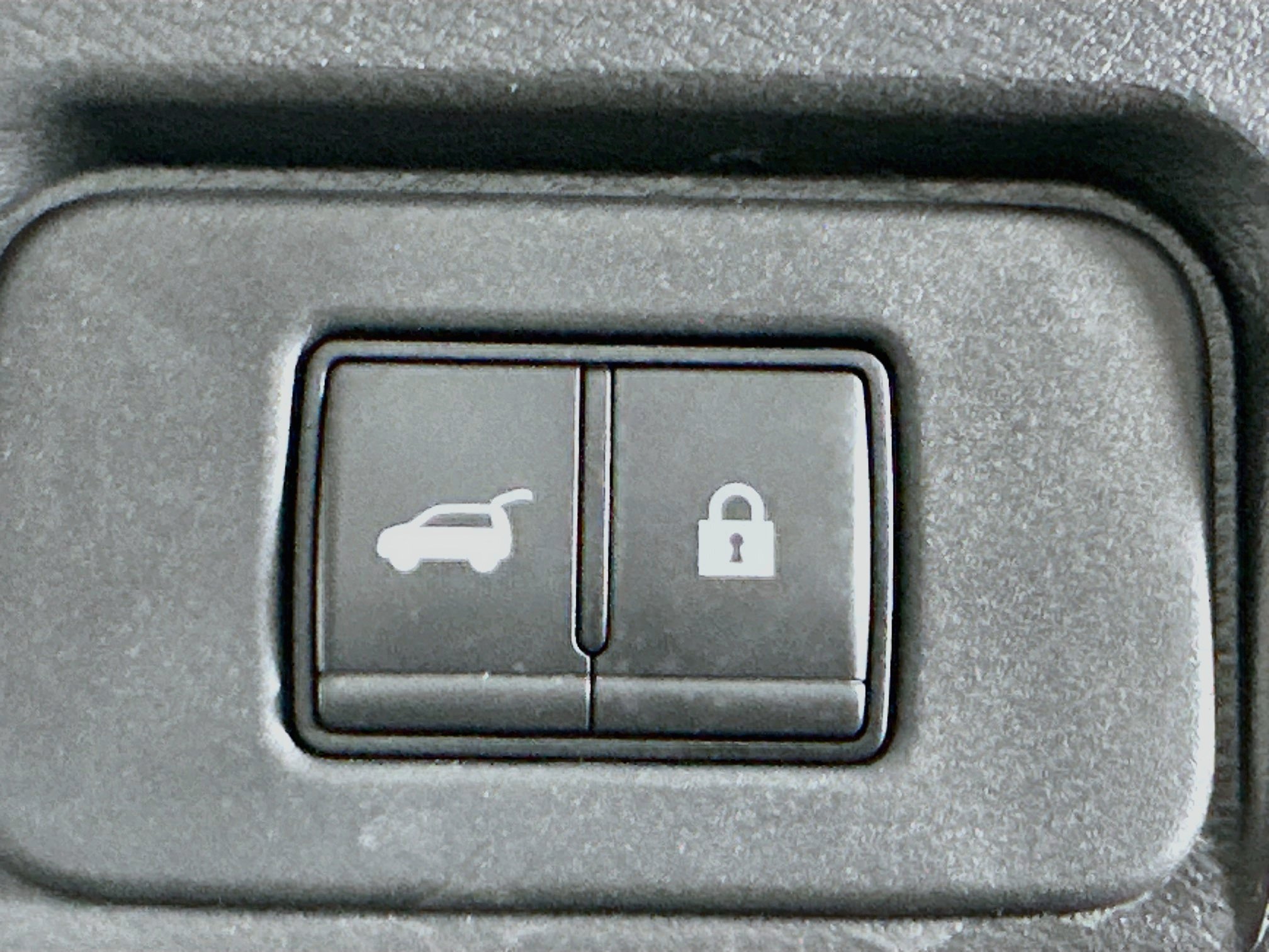 Used 2023 Nissan Rogue SV w/ SV Premium B Package FWD image 31