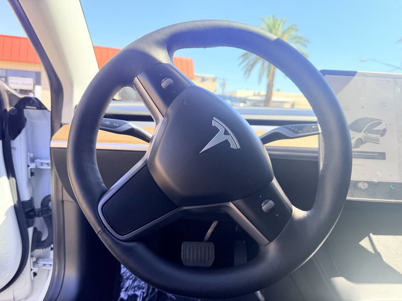 Used 2021 Tesla Model 3 Standard Range Plus image 9