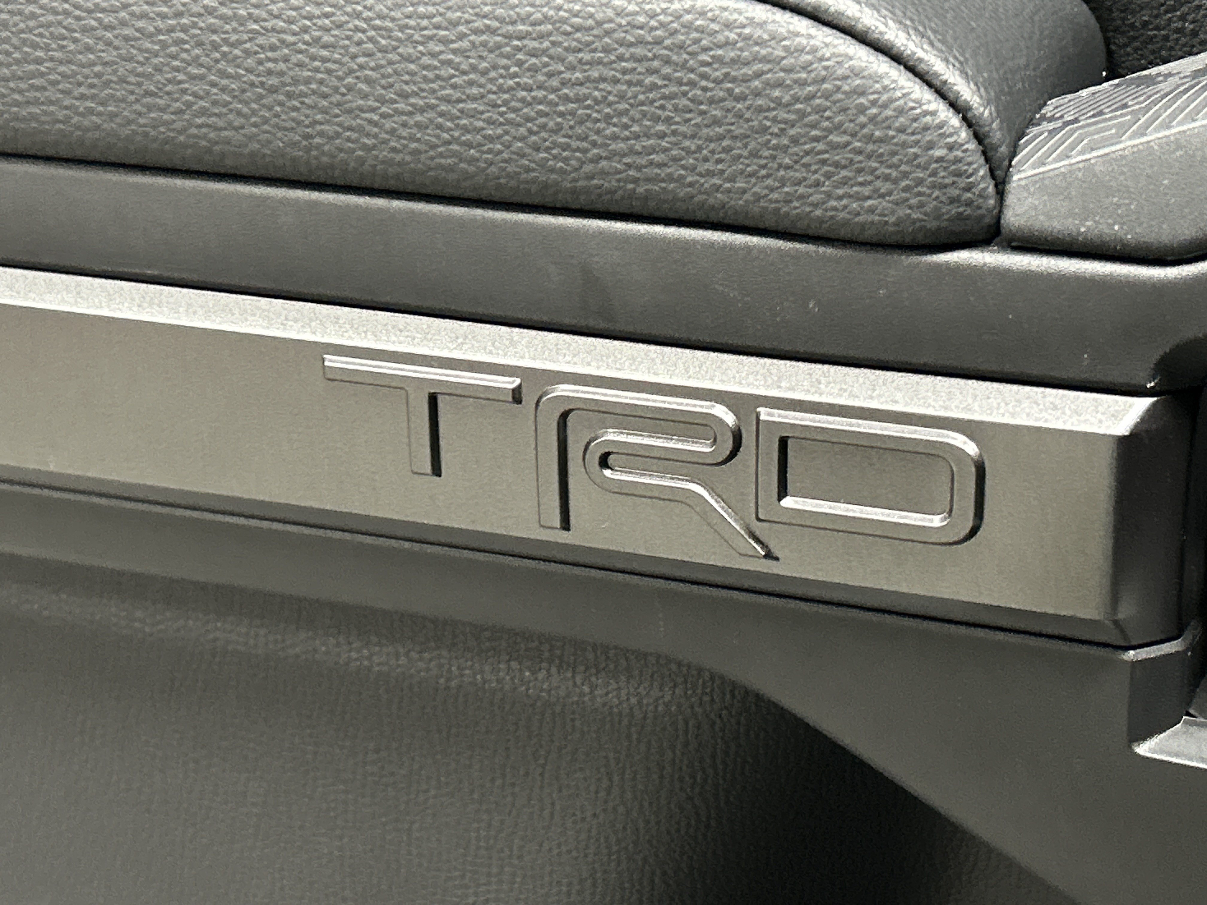 Certified 2025 Toyota Tacoma TRD Off-Road AWD/4WD image 14
