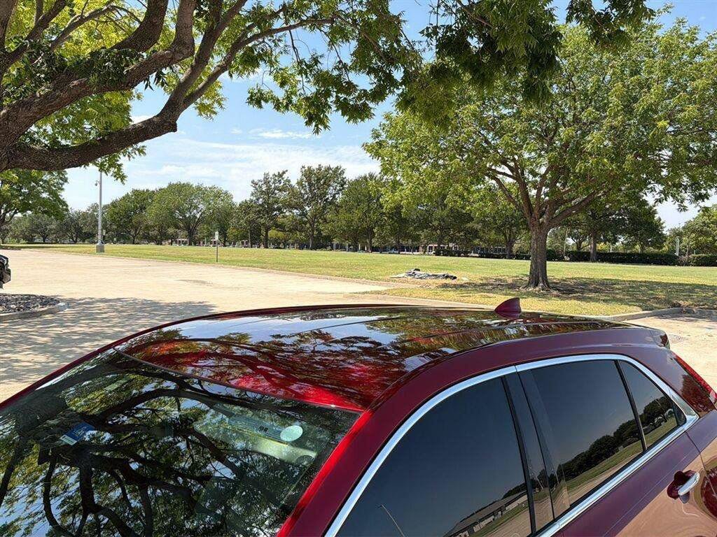 Used 2021 Cadillac XT4 Luxury FWD image 5