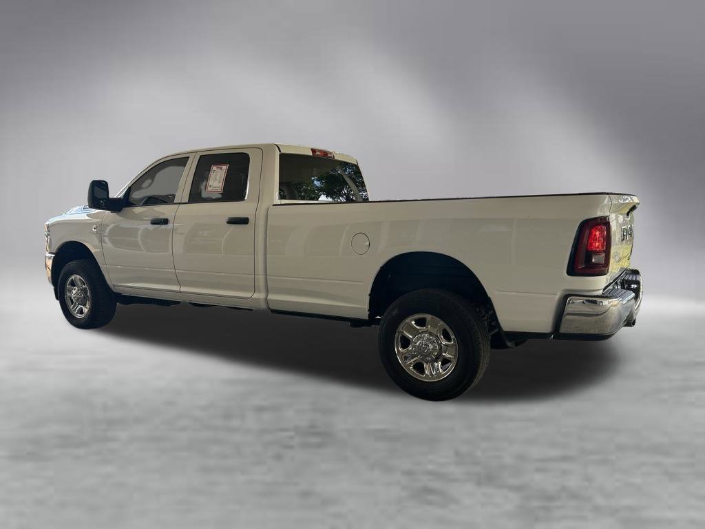 Used 2025 RAM 2500 Tradesman w/ Chrome Appearance Group AWD/4WD image 4