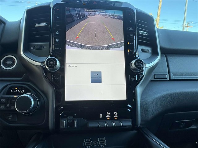New 2026 RAM 1500 4x4 Crew Cab image 11