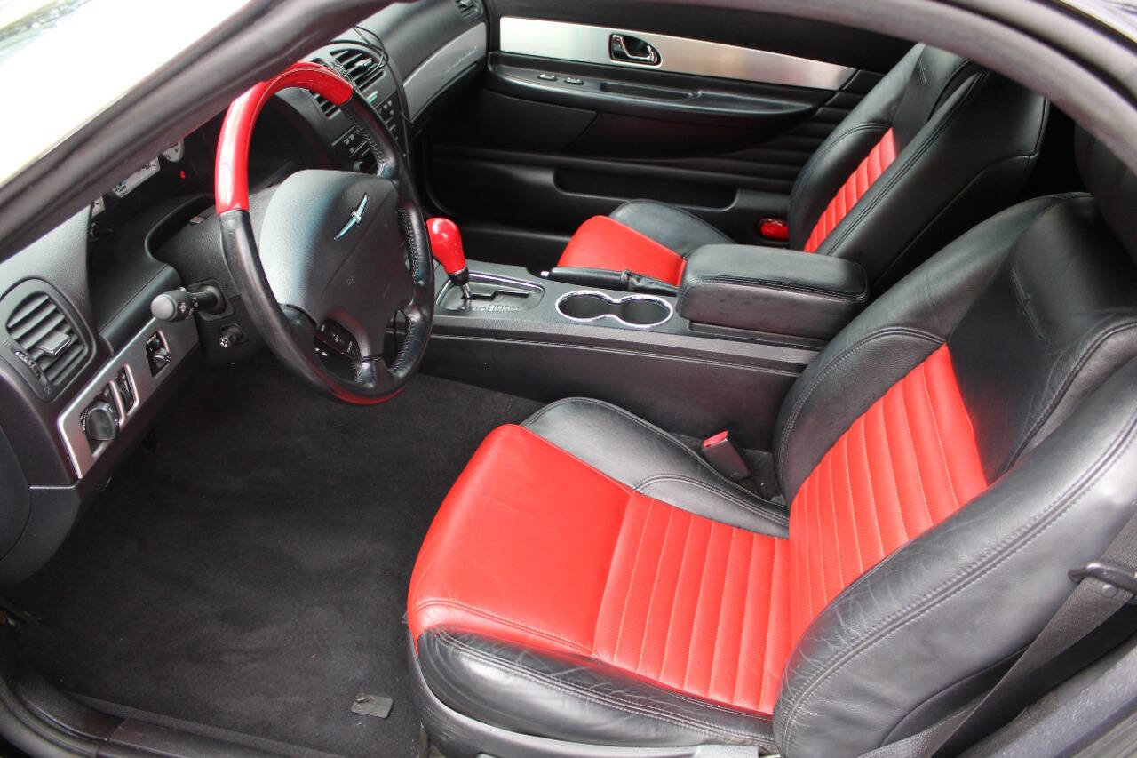 Used 2003 Ford Thunderbird image 39