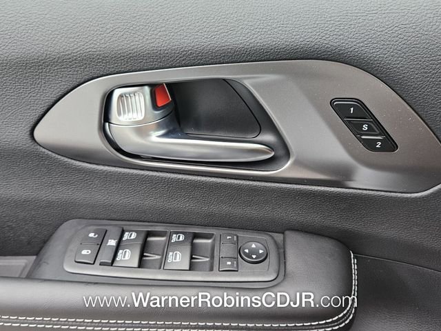 New 2026 Chrysler Pacifica Select FWD image 29