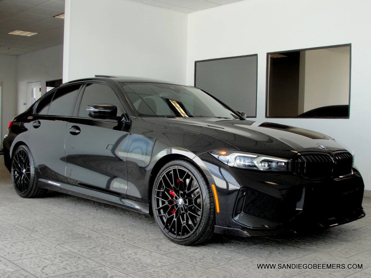 Used 2023 BMW 330i Sedan w/ M Sport Package RWD image 27