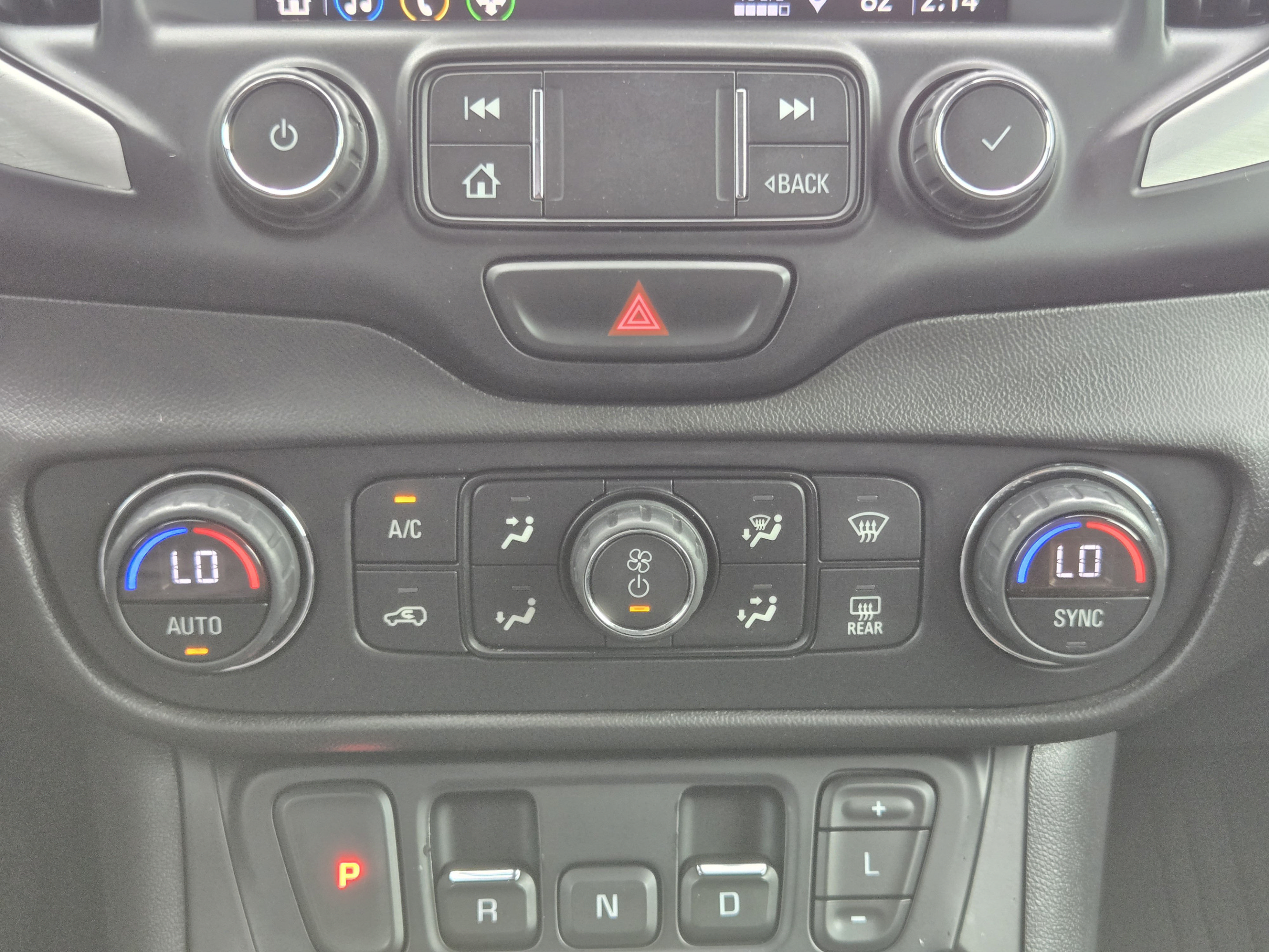 Used 2020 GMC Terrain SLT w/ Preferred Package FWD image 15