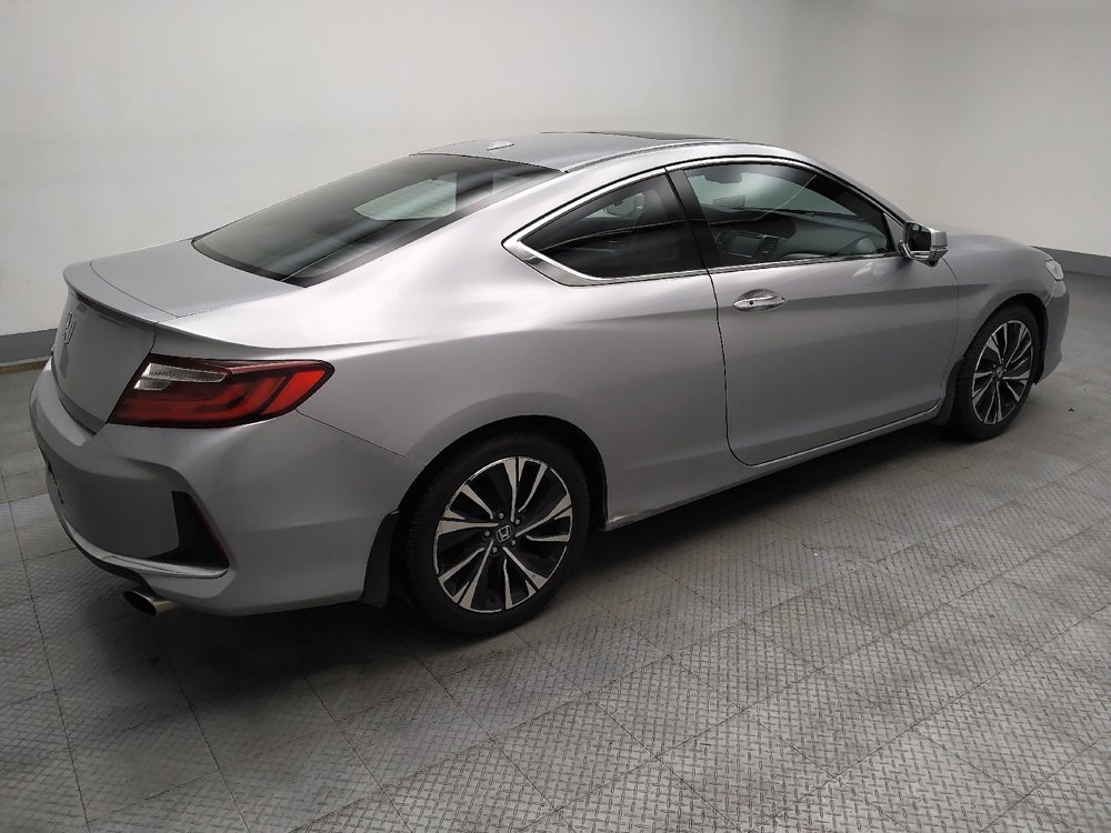 Used 2017 Honda Accord EX-L image 10