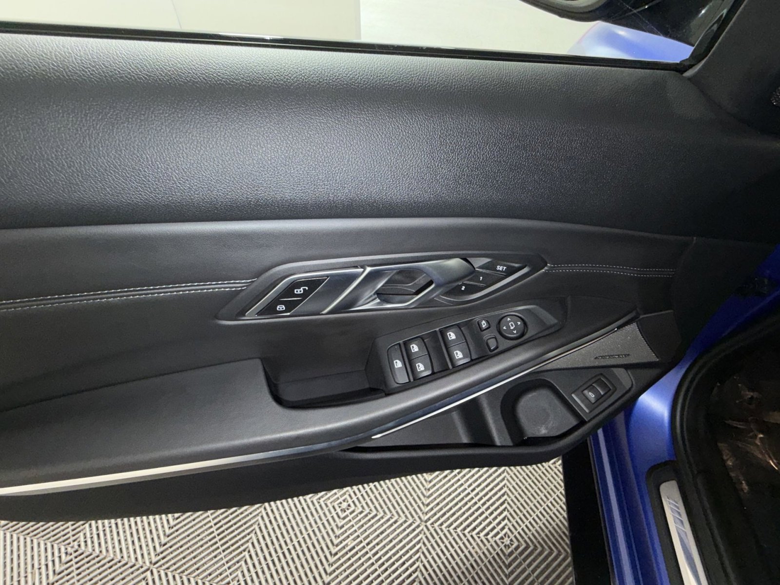 Used 2021 BMW M3 w/ Executive Package image 15