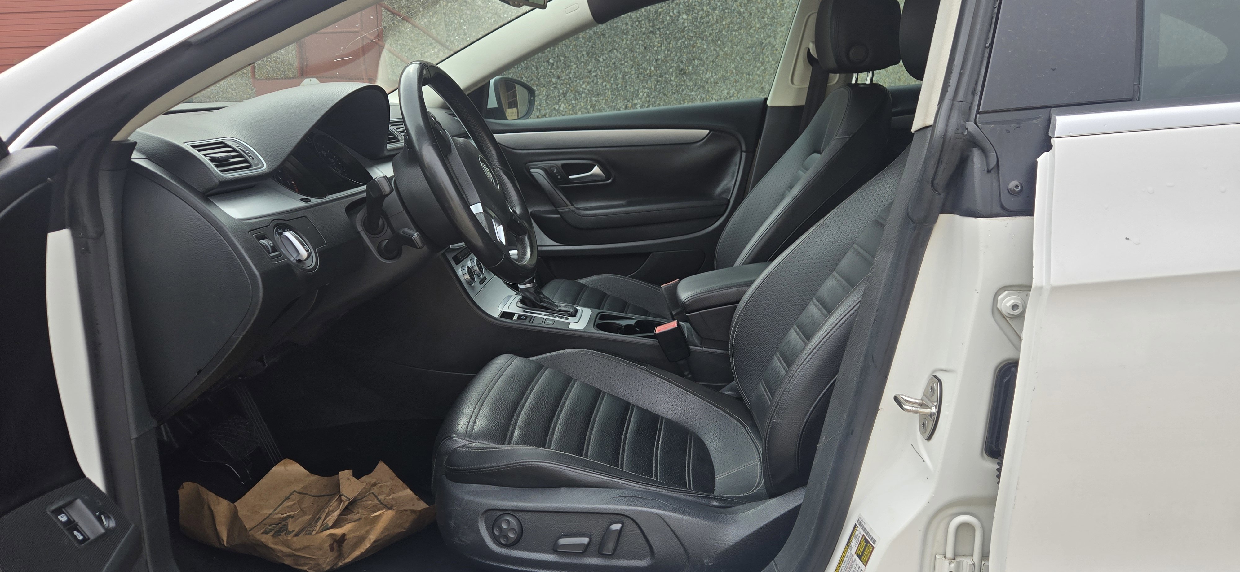 Used 2014 Volkswagen CC R-Line FWD image 14