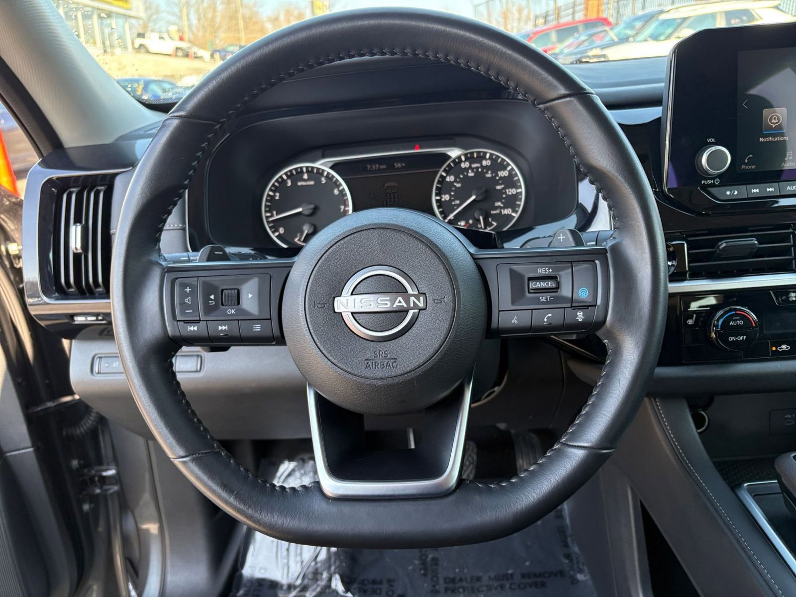 Used 2025 Nissan Pathfinder SV image 30