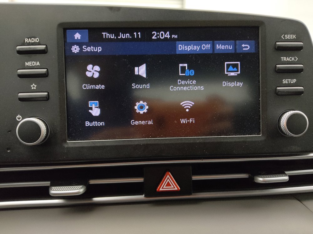 Used 2024 Hyundai Elantra SE FWD image 25