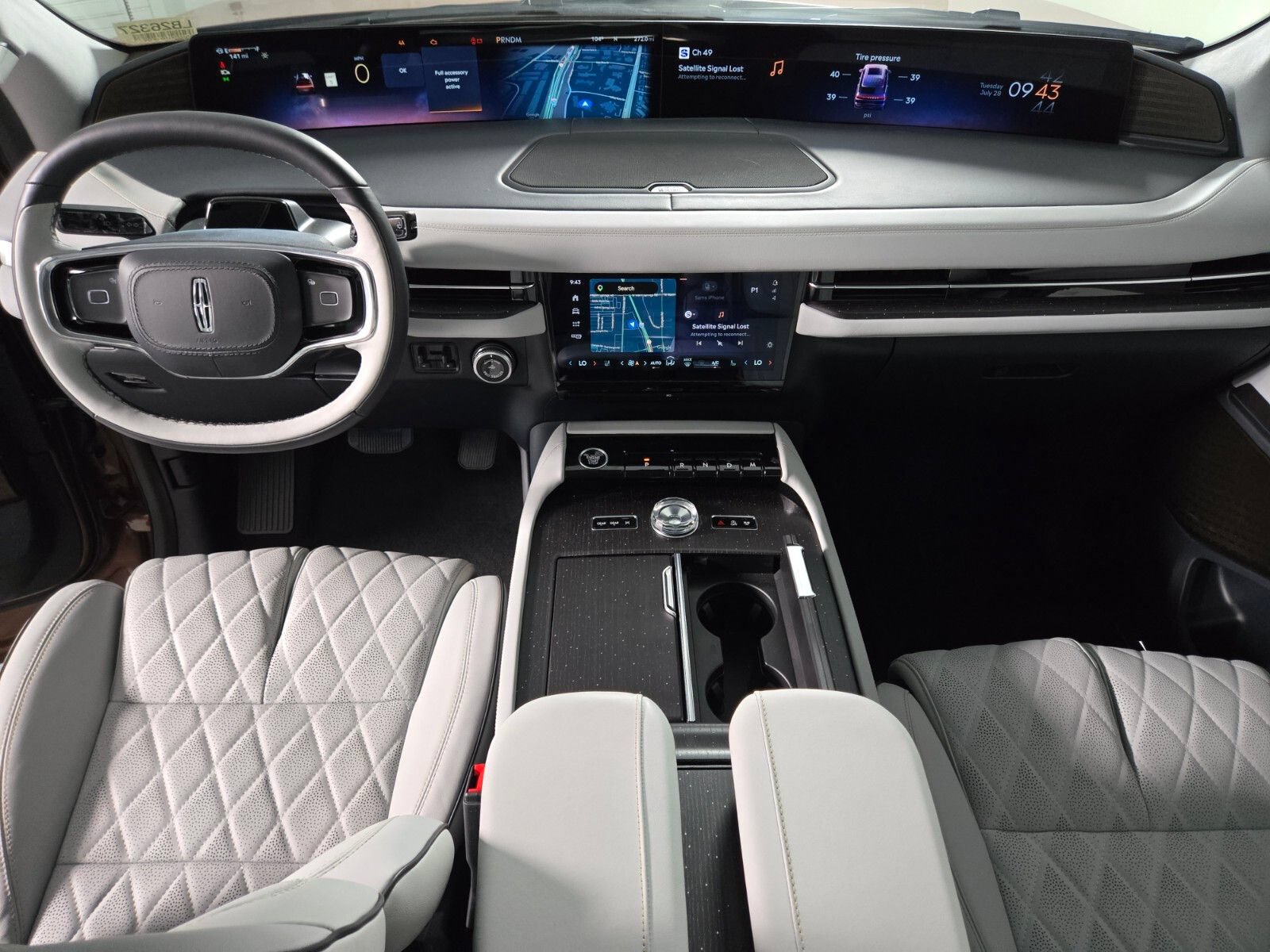 New 2026 Lincoln Navigator L Black Label w/ Black Label Special Edition AWD/4WD image 16