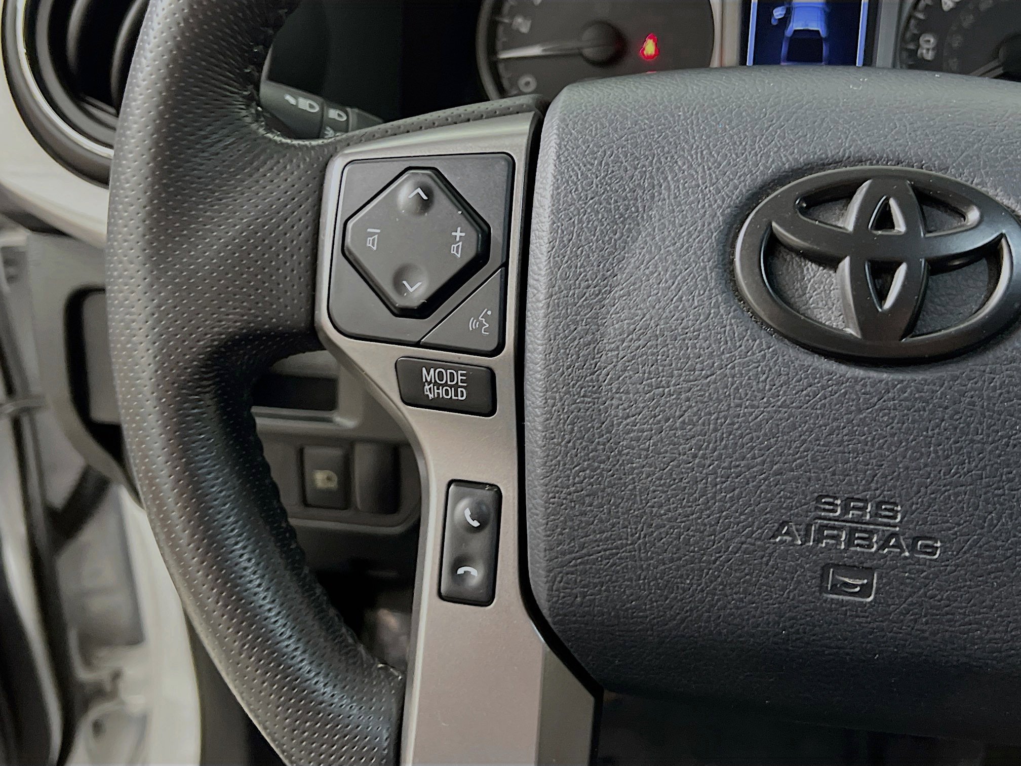 Used 2019 Toyota Tacoma SR5 image 18