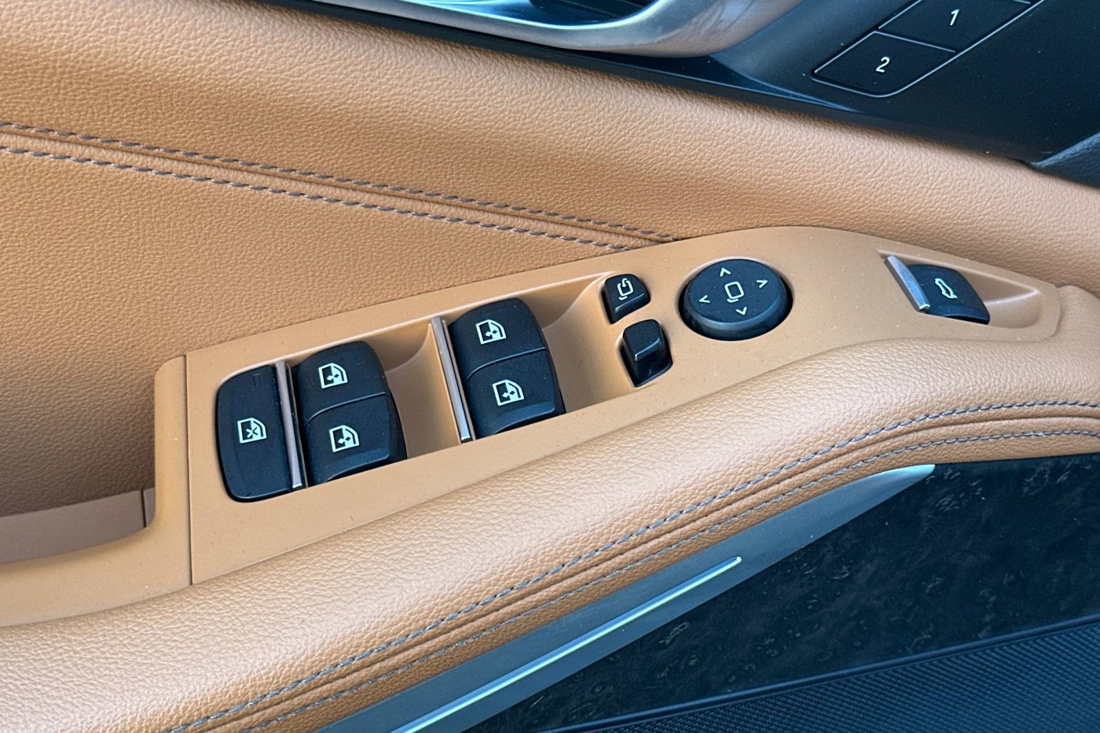 Used 2022 BMW X5 xDrive45e w/ M Sport Package image 13