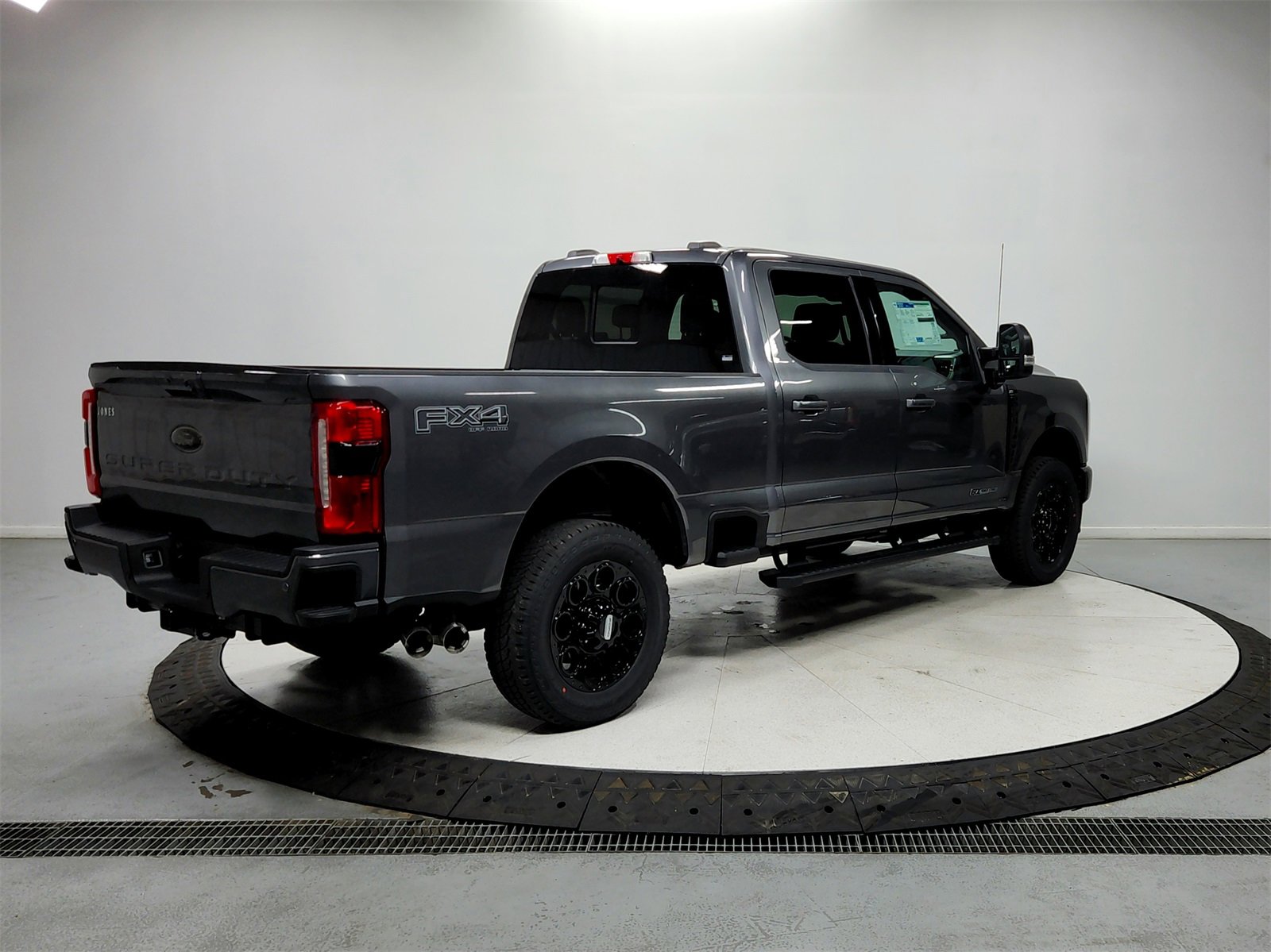 New 2026 Ford F250 XLT w/ XLT Premium Package image 7