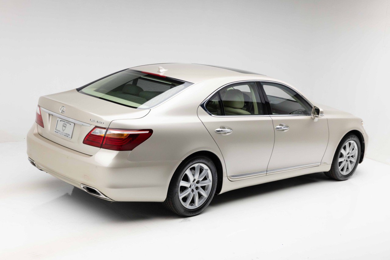 Used 2012 Lexus LS 460 w/ Luxury Value Edition RWD image 3