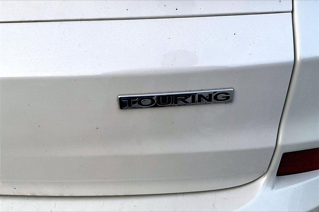 Used 2016 Honda CR-V Touring image 8