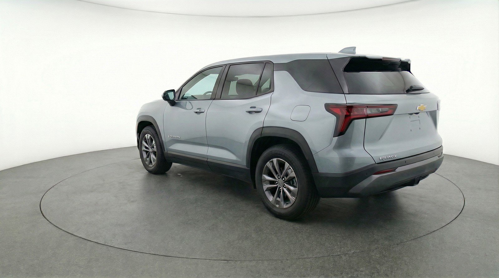 Used 2025 Chevrolet Equinox LT AWD/4WD image 6