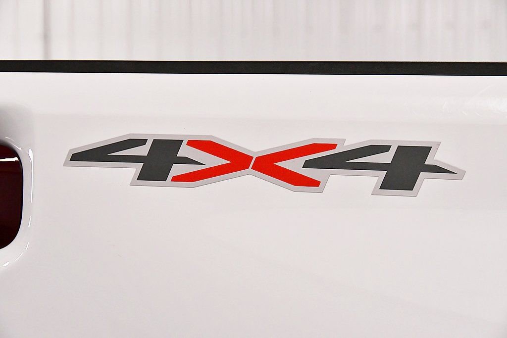 Used 2024 Chevrolet Silverado 2500 LT image 12