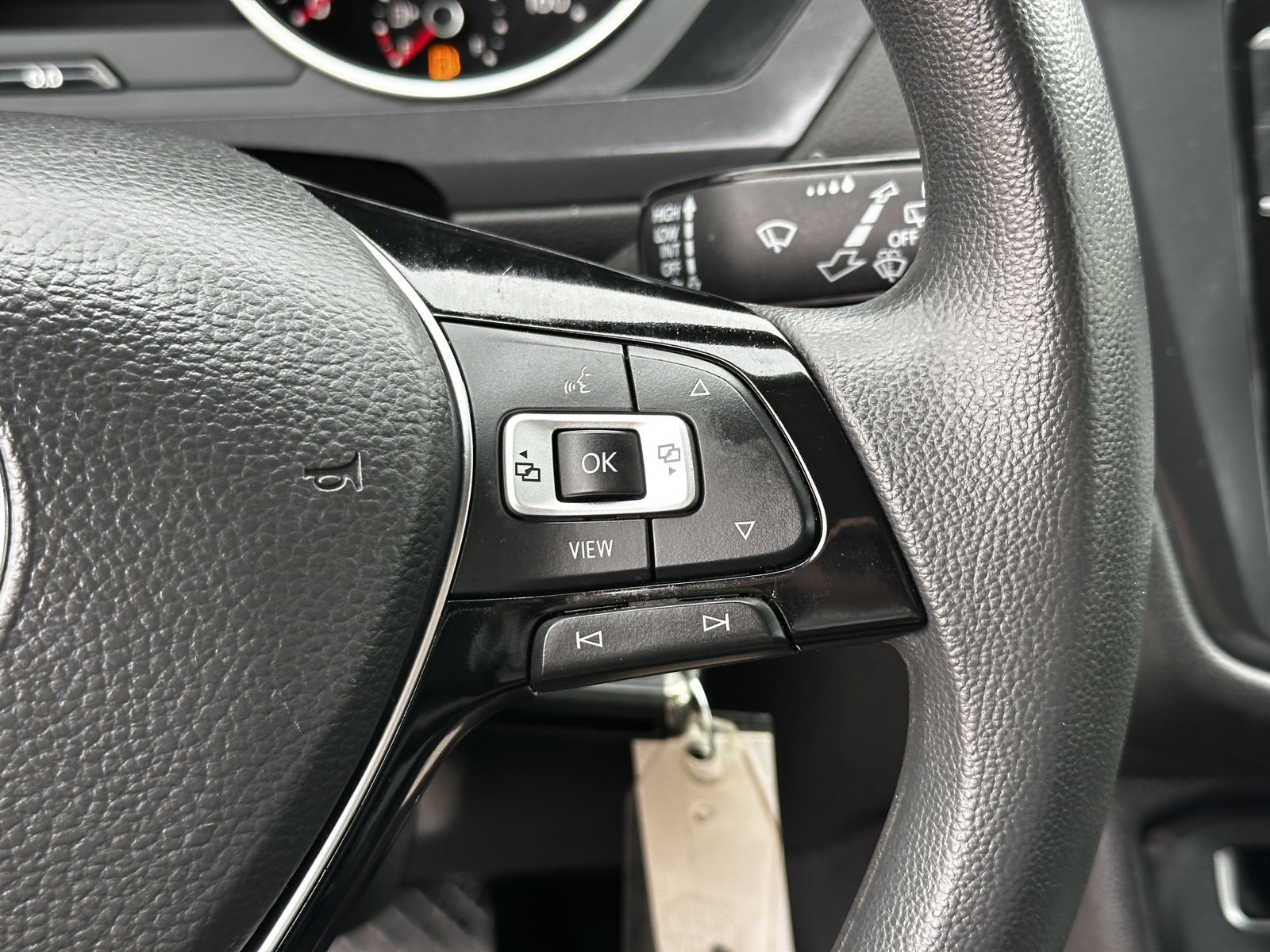 Used 2021 Volkswagen Tiguan S image 26