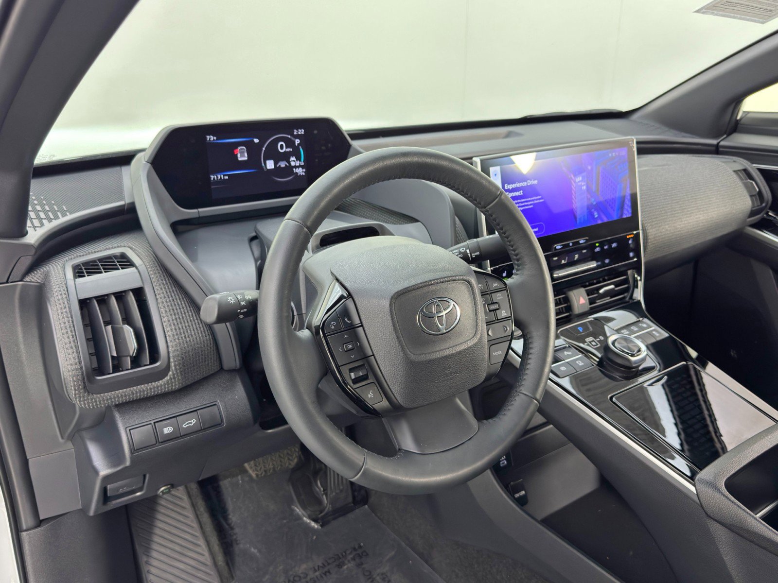 Used 2024 Toyota bZ4X Limited image 12