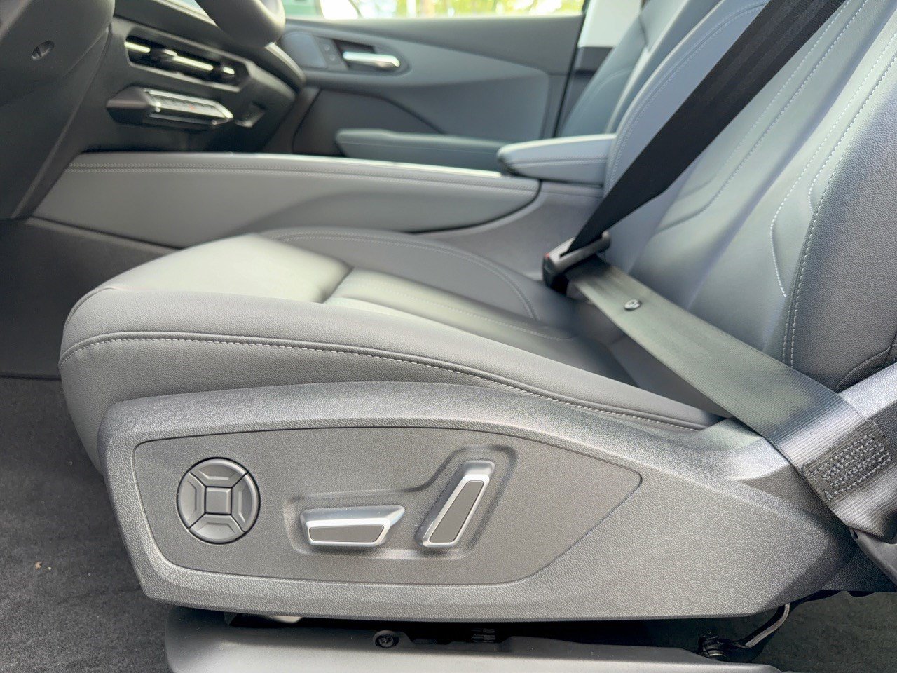 New 2026 Audi Q3 quattro 2.0T AWD/4WD image 16