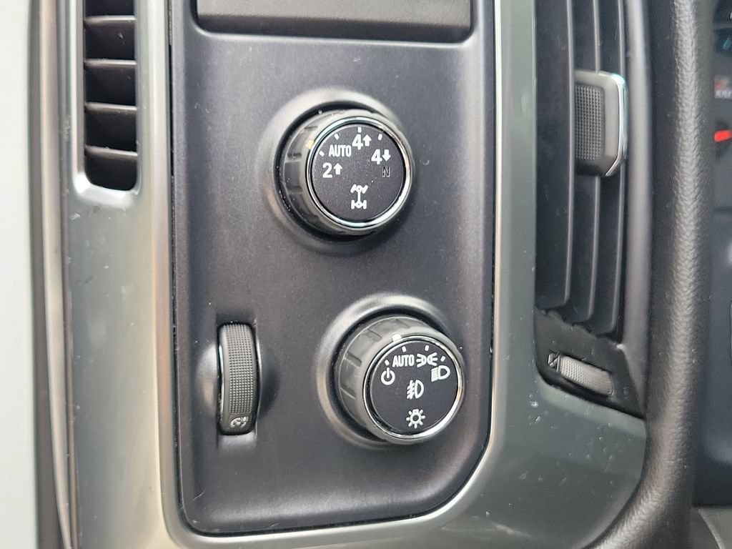 Used 2016 Chevrolet Silverado 1500 LT w/ All Star Edition AWD/4WD image 19