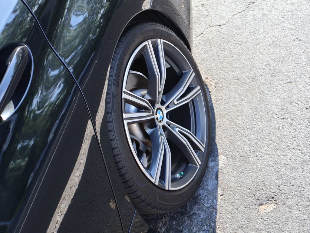 Used 2023 BMW 330i xDrive Sedan w/ Premium Package AWD/4WD image 40
