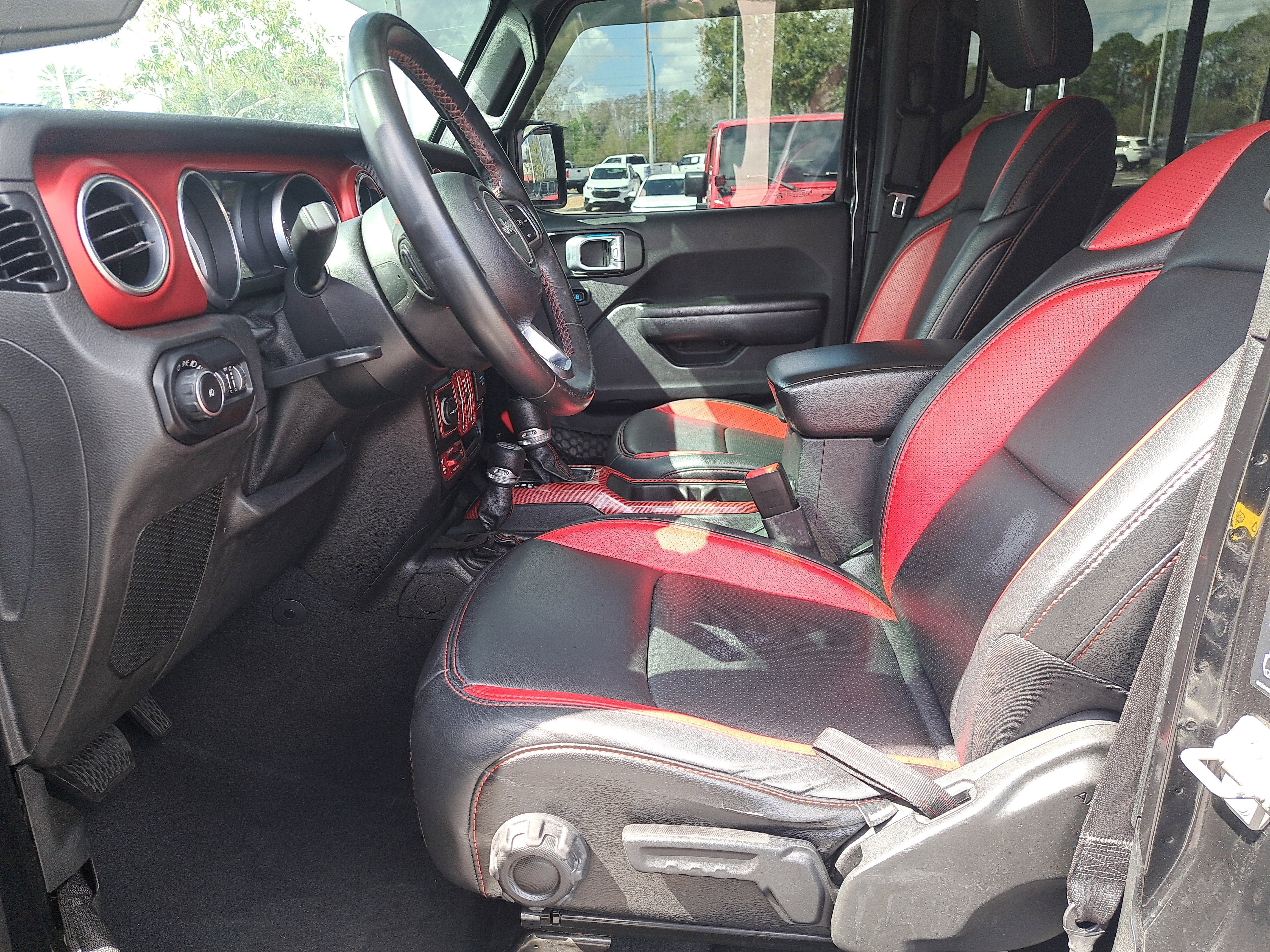 Used 2020 Jeep Wrangler Unlimited Rubicon image 16