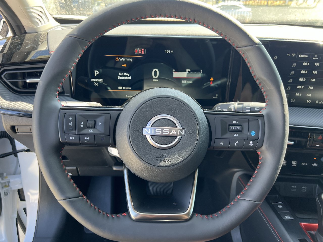 New 2027 Nissan Kicks SR FWD image 9