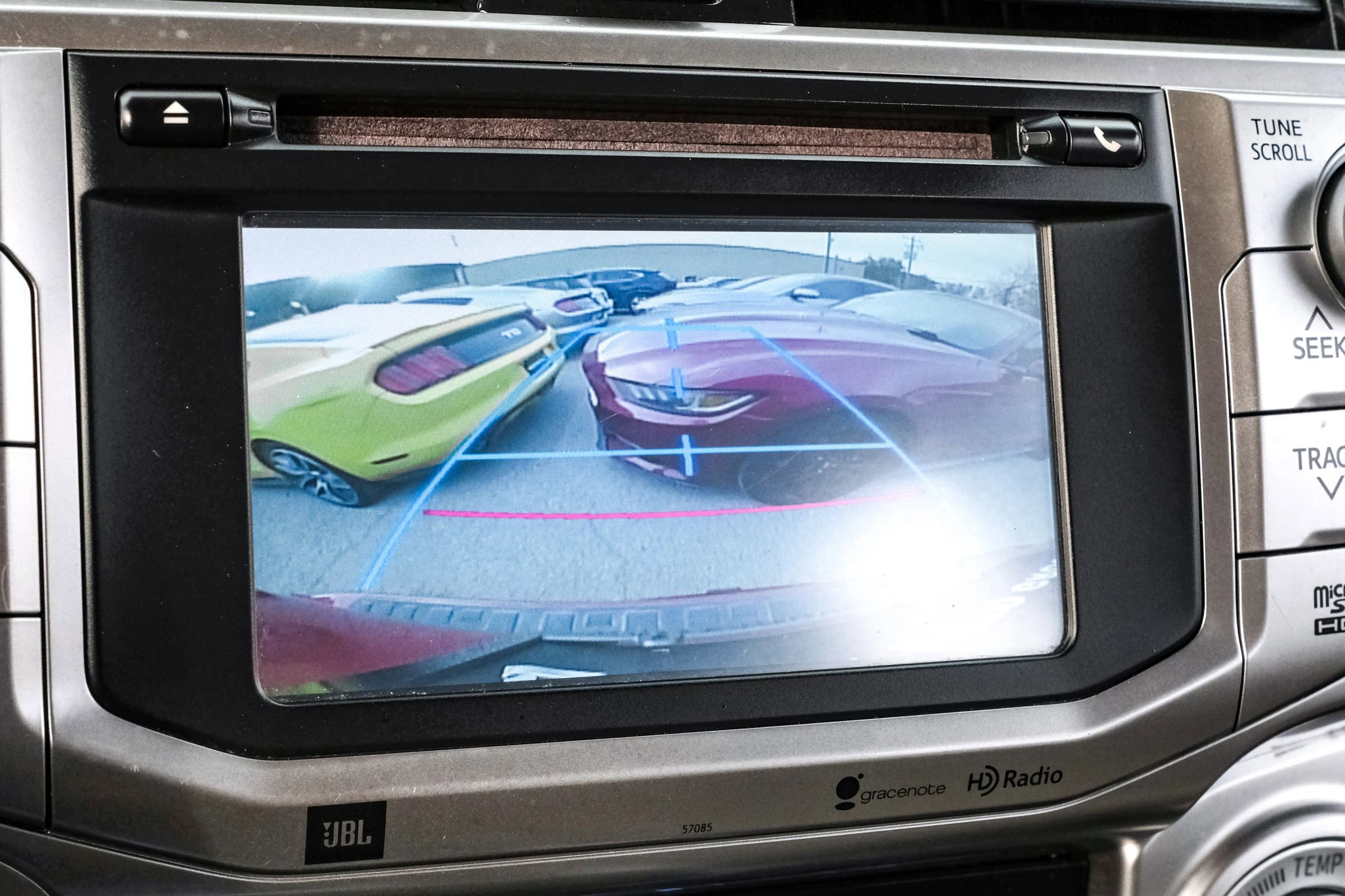 Used 2014 Toyota 4Runner Limited image 29