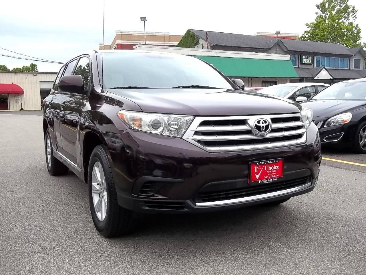 Used 2012 Toyota Highlander 4WD w/ Tow Pkg image 4