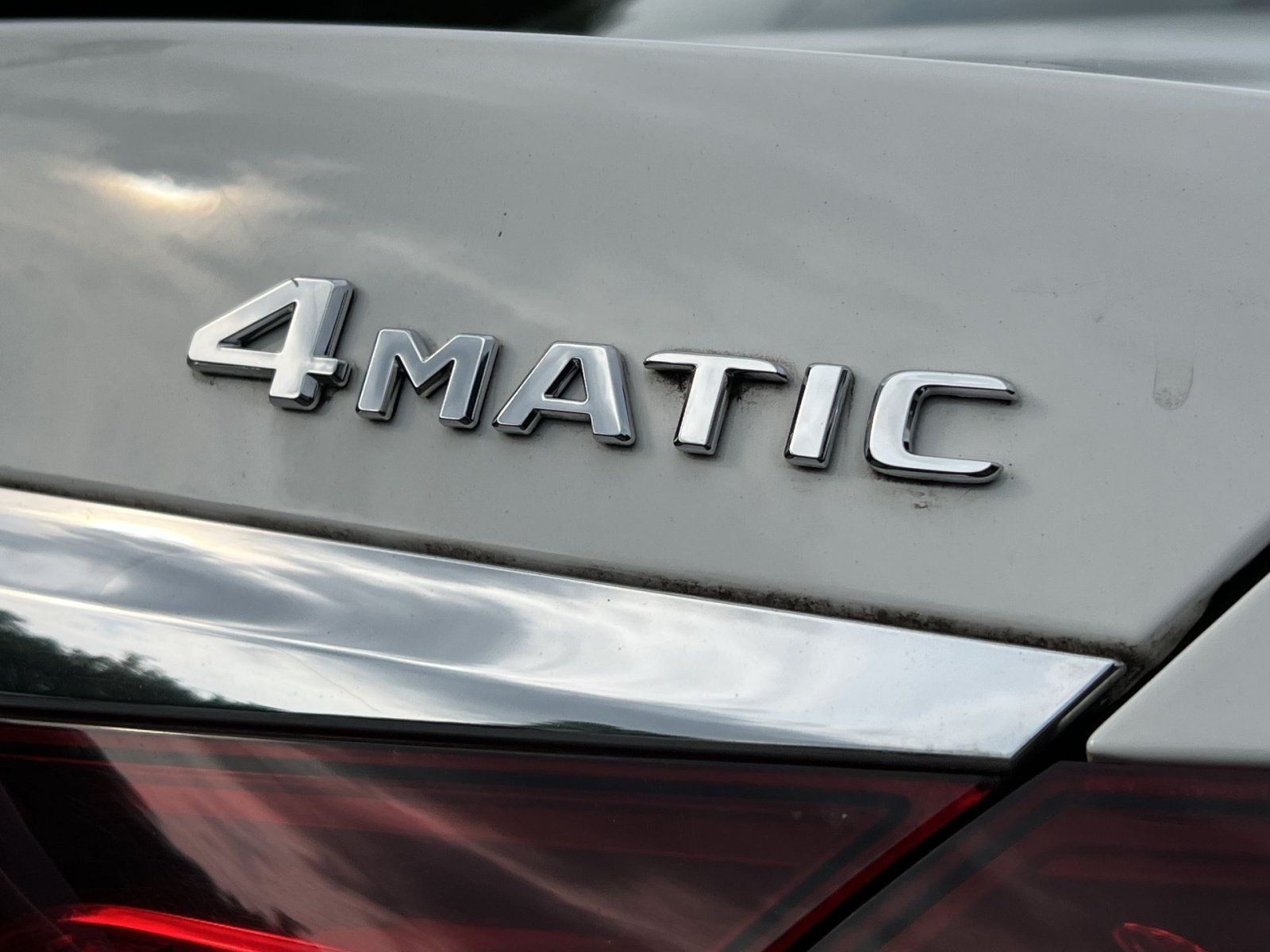 Used 2022 Mercedes-Benz S 580 4MATIC Sedan w/ AMG Line Package image 35