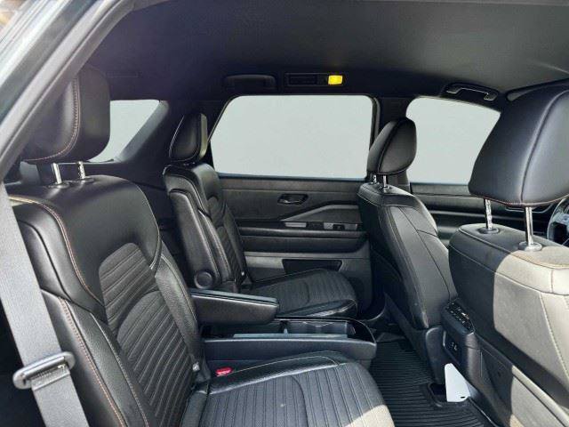 Used 2024 Nissan Pathfinder Rock Creek AWD/4WD image 48