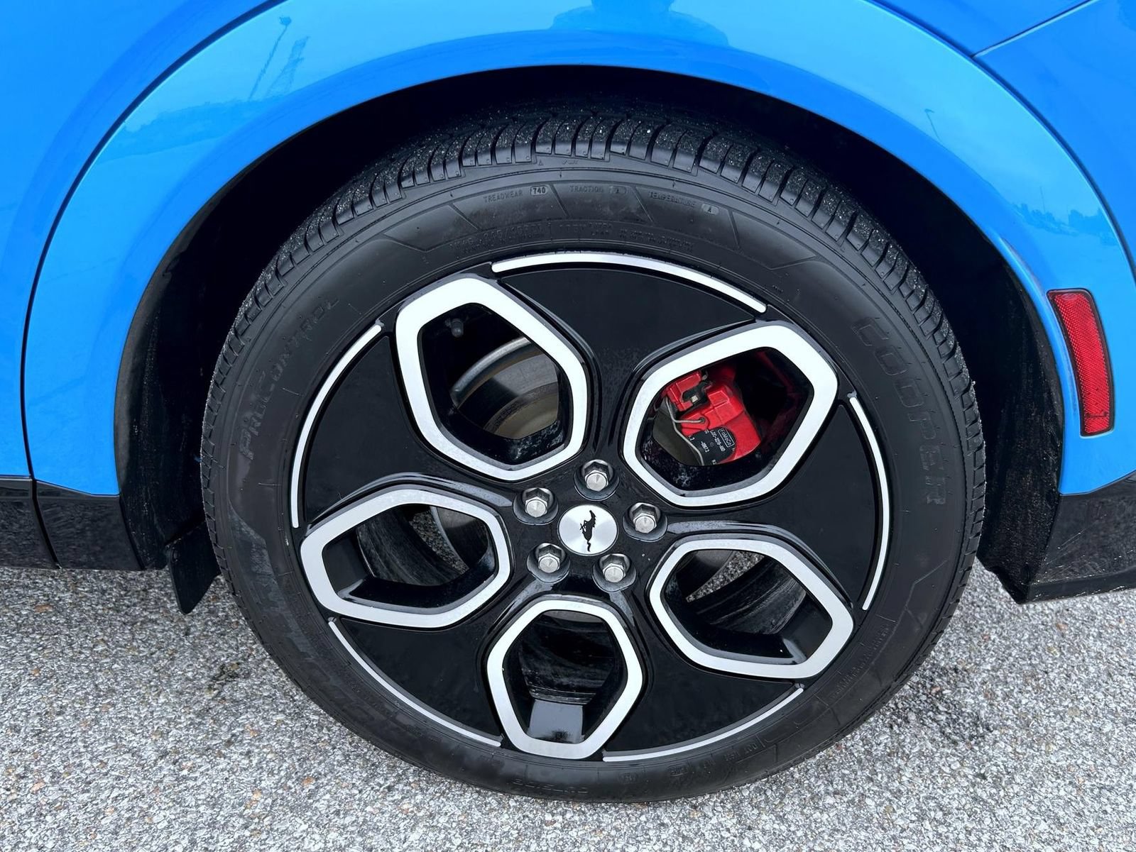 Used 2023 Ford Mustang Mach-E GT AWD/4WD image 22