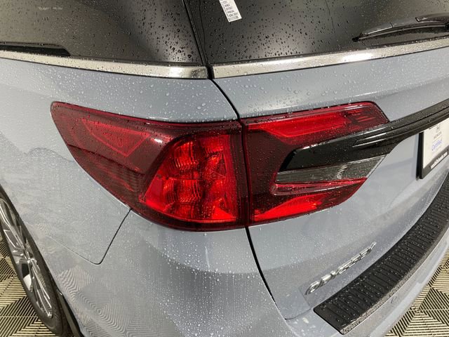 Certified 2025 Honda Odyssey Touring image 17