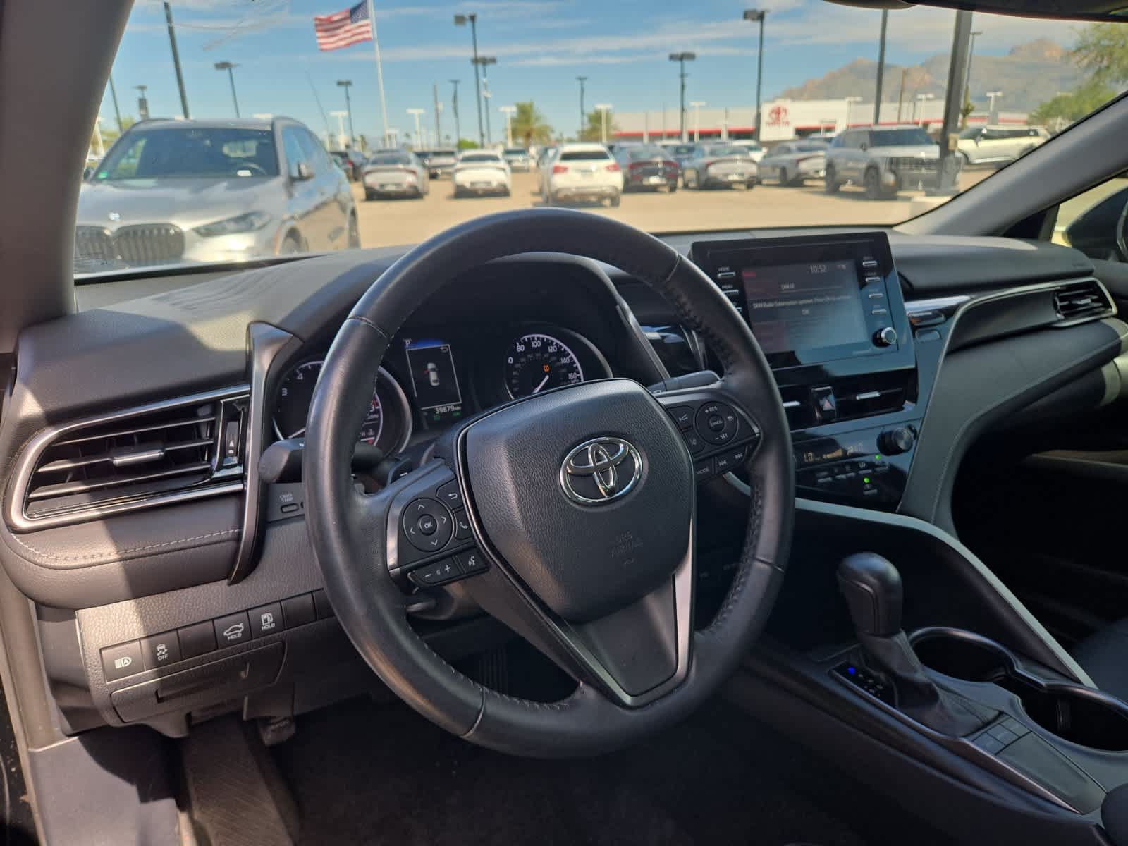 Used 2024 Toyota Camry SE FWD image 10