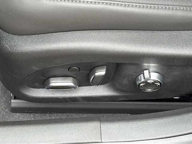 New 2025 Cadillac CT5 Premium Luxury image 28