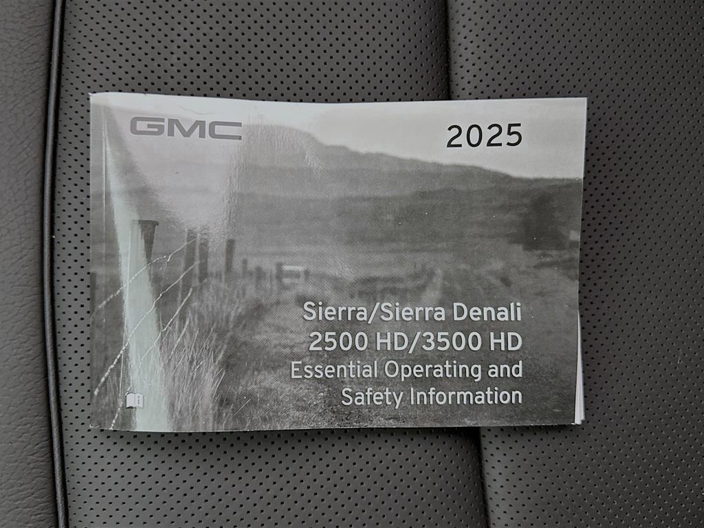 Used 2025 GMC Sierra 3500 Denali image 52