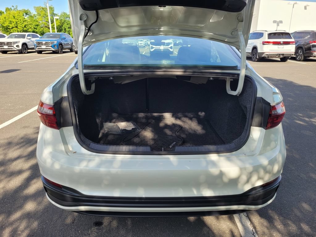 Used 2022 Volkswagen Jetta SE FWD image 27