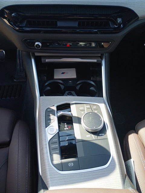 New 2026 BMW 330i Sedan w/ M Sport Package RWD image 18