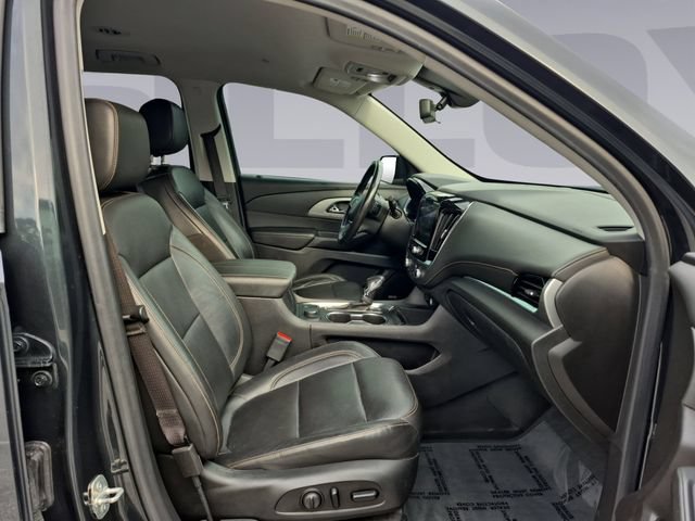 Used 2021 Chevrolet Traverse RS AWD/4WD image 17