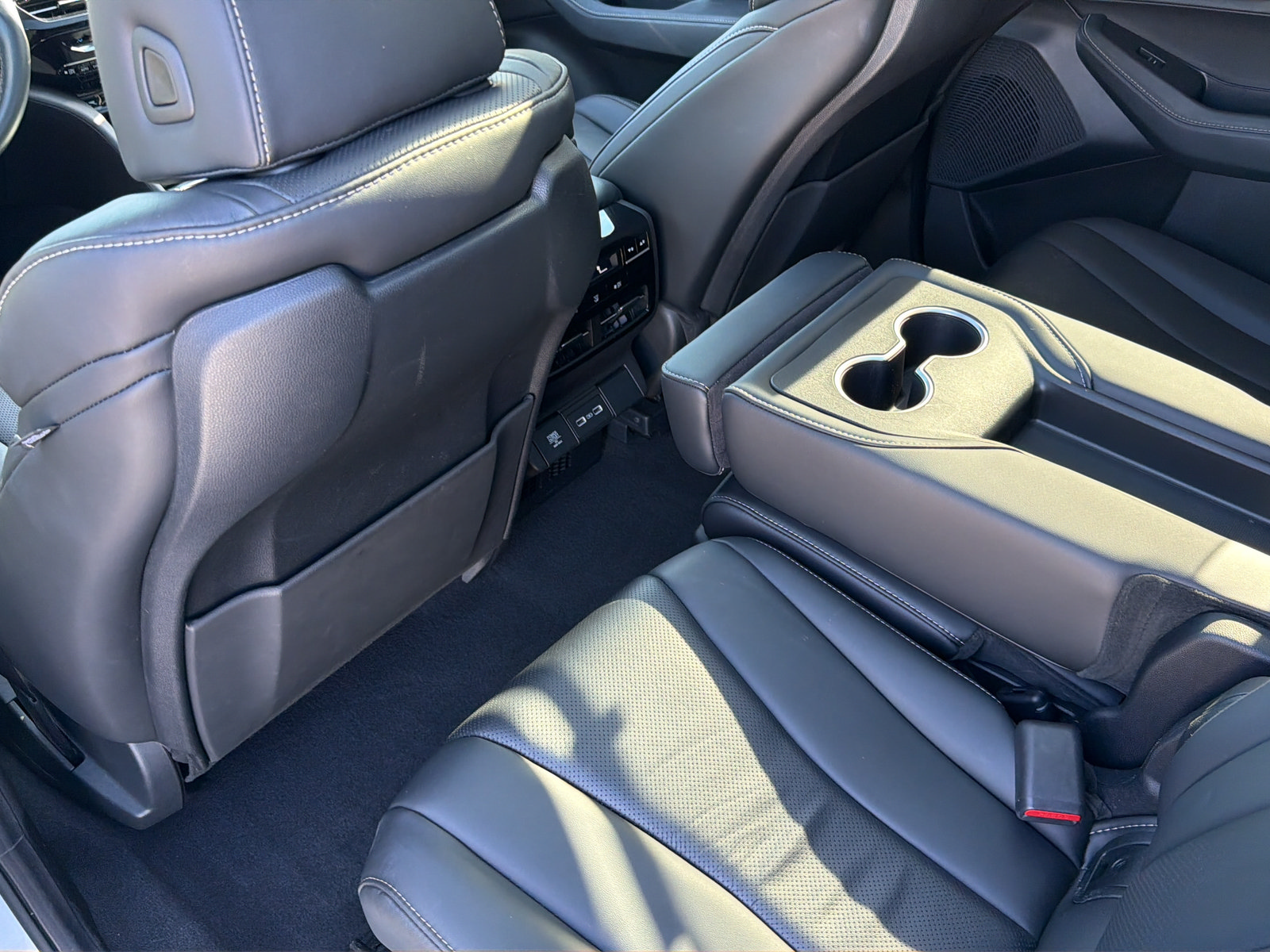 Used 2024 Acura MDX FWD w/ Technology Package image 38