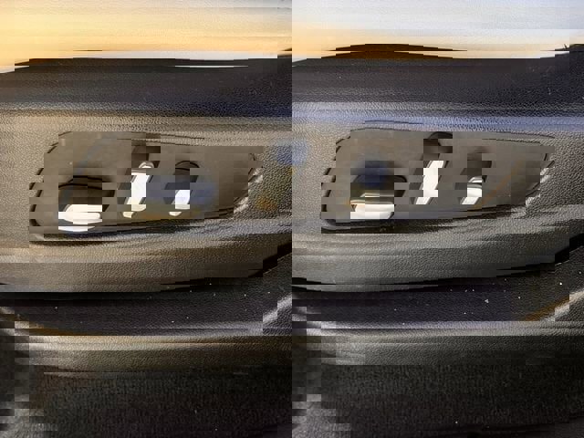 Used 2018 Cadillac XT5 Luxury w/ Driver Awareness Package image 26