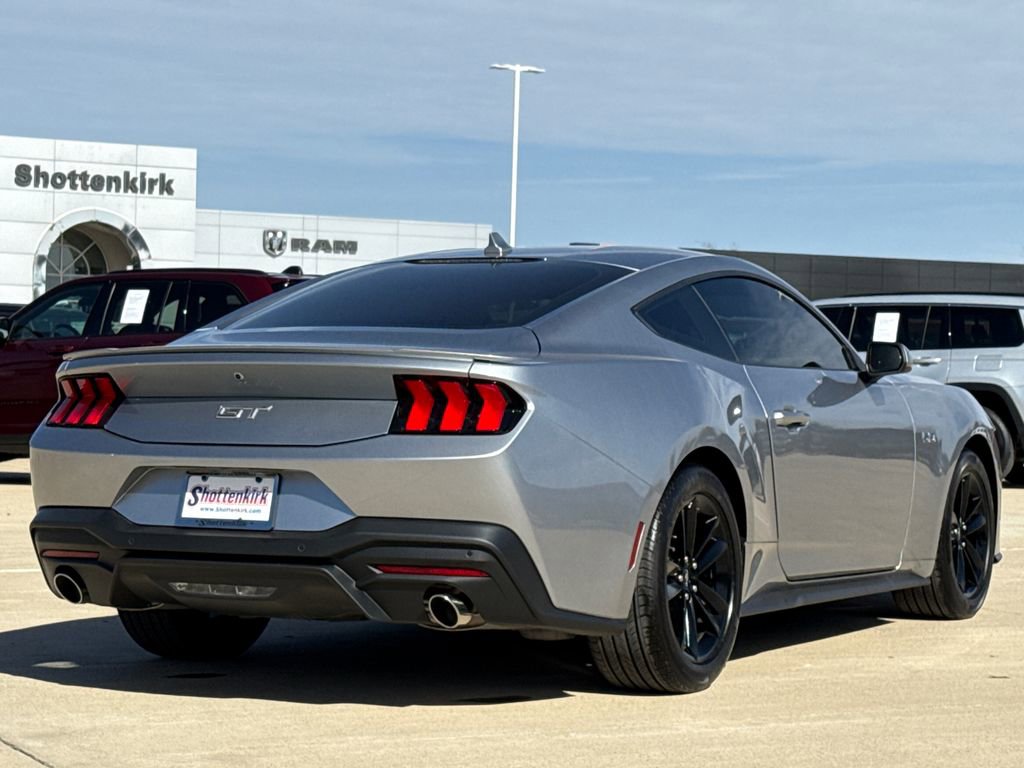 Used 2024 Ford Mustang GT image 9