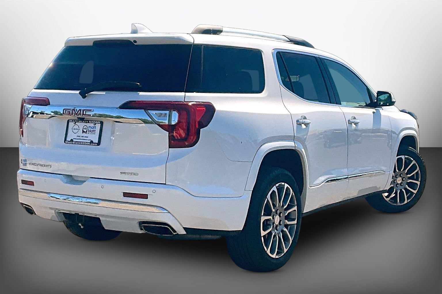 Used 2023 GMC Acadia Denali AWD/4WD image 12