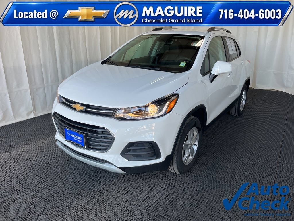 Used 2022 Chevrolet Trax LT w/ LT Convenience Package AWD/4WD image 1